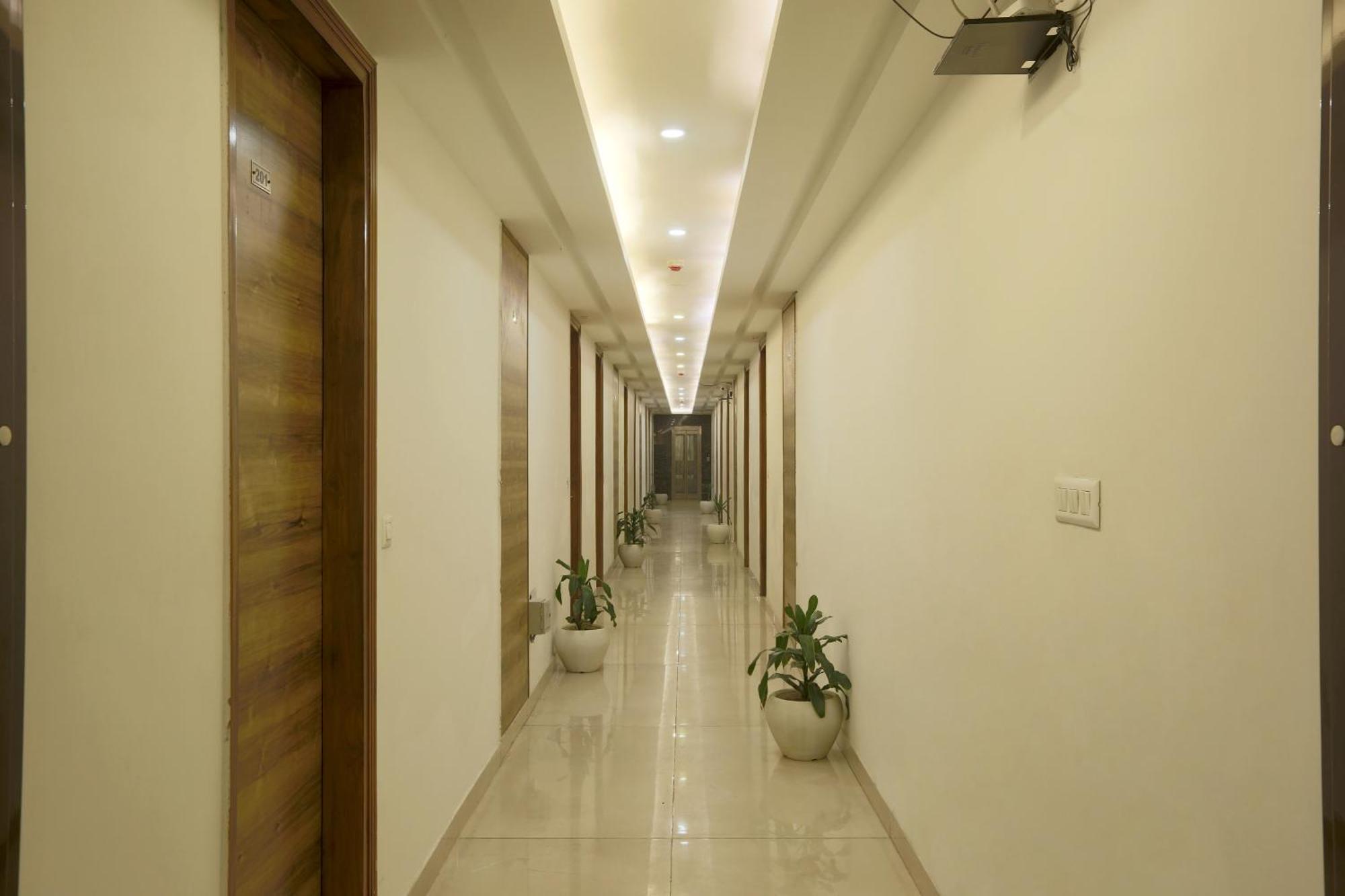 Hotel Prithvi Palace Igi Airport Delhi New Delhi Eksteriør billede
