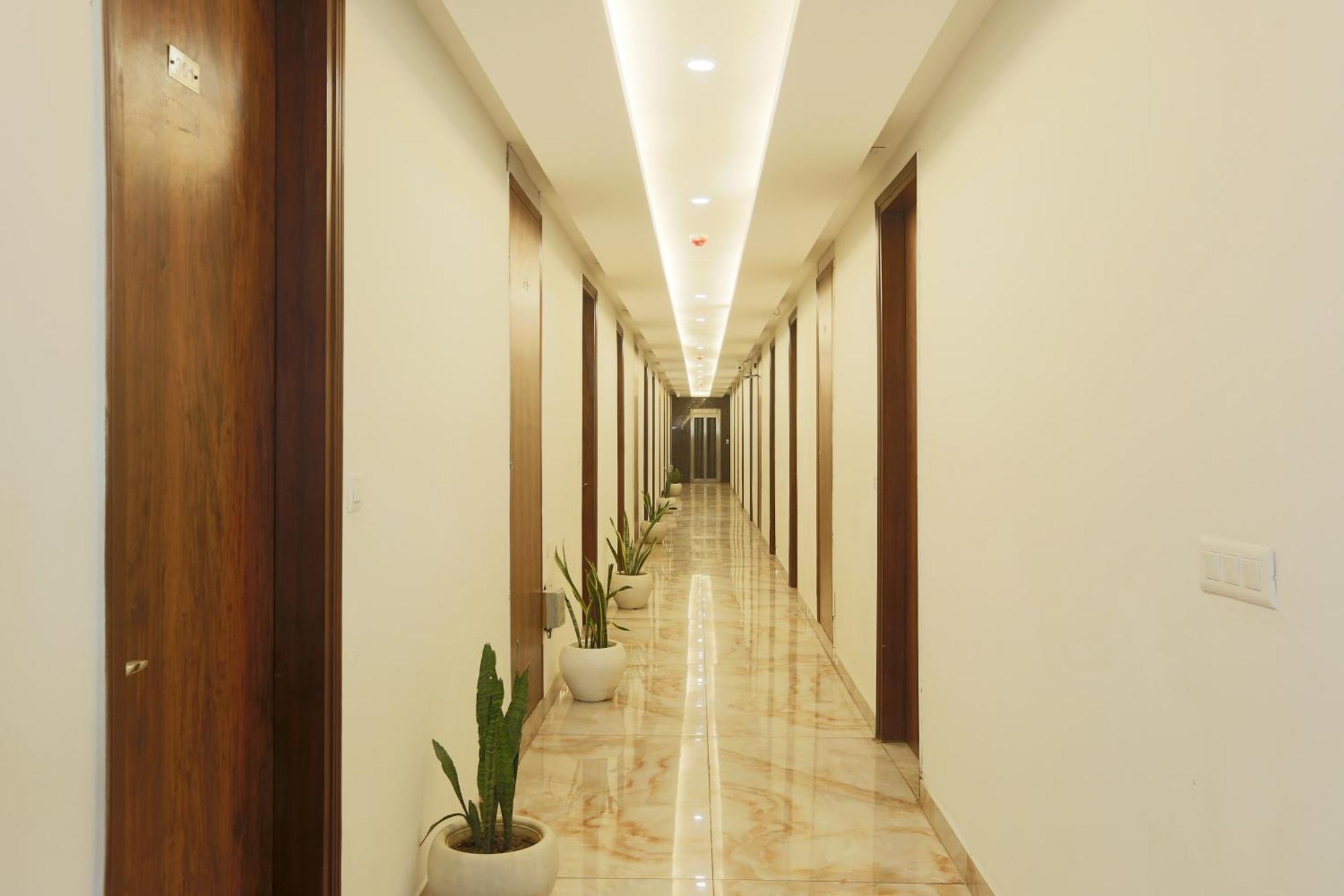Hotel Prithvi Palace Igi Airport Delhi New Delhi Eksteriør billede